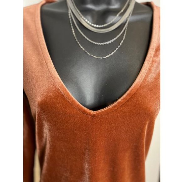 Forever 21 Womens Velvet V-Neck Cocktail Dress Long Sleeve Size M Brown - Picture 3 of 4